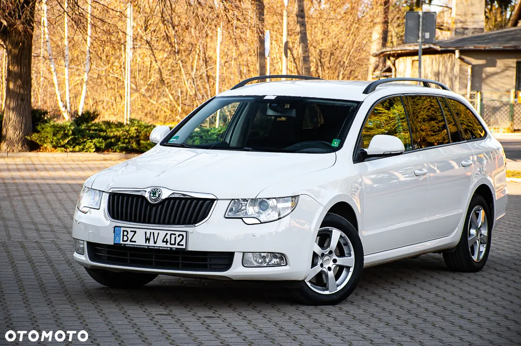 Skoda Superb 2.0 TDI Business - 8