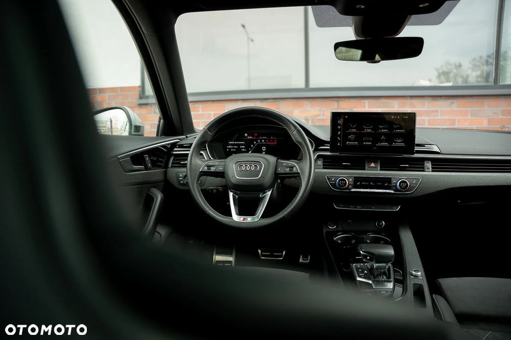 Audi A4 Avant 40 TFSI S tronic S line - 26