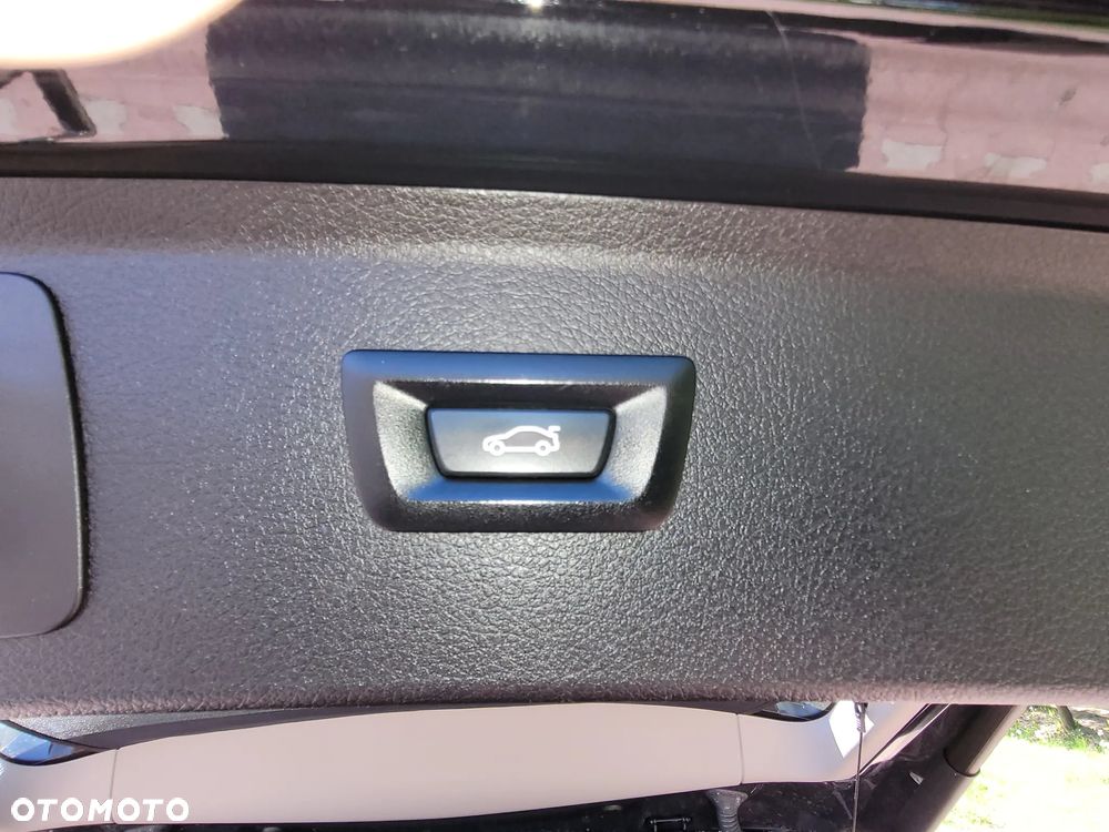 BMW Seria 2 218i Advantage - 11