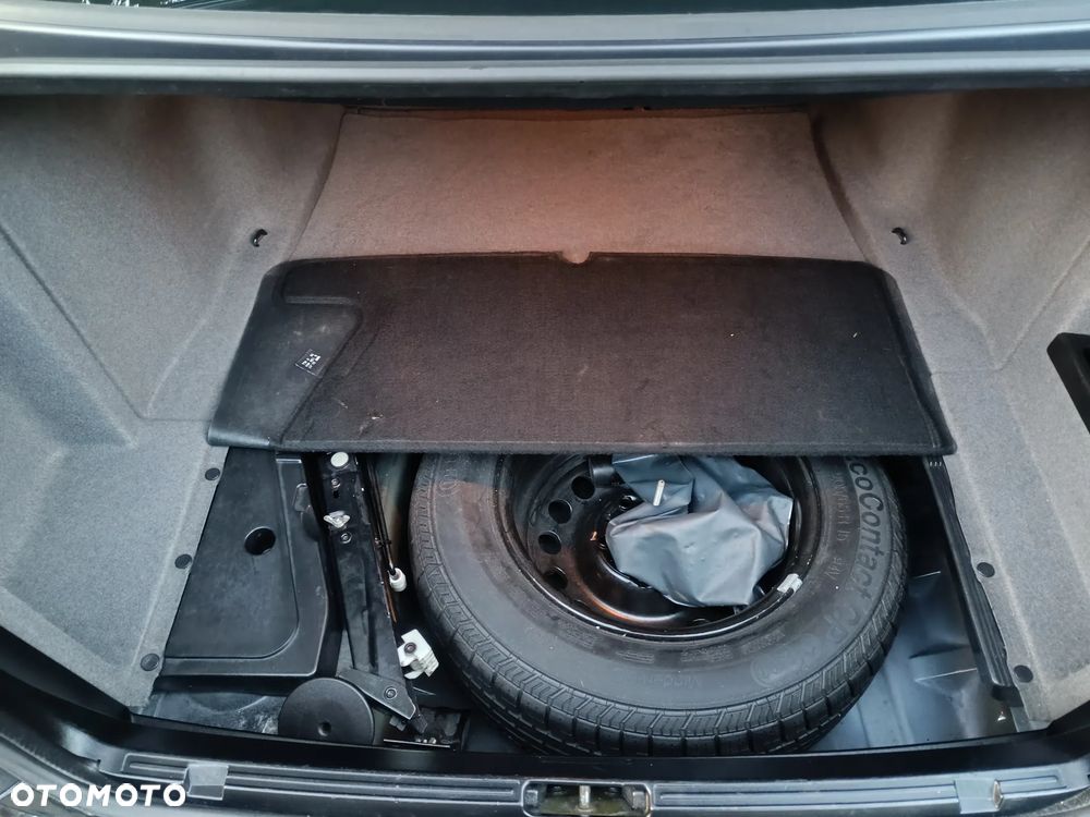 BMW Seria 5 - 35