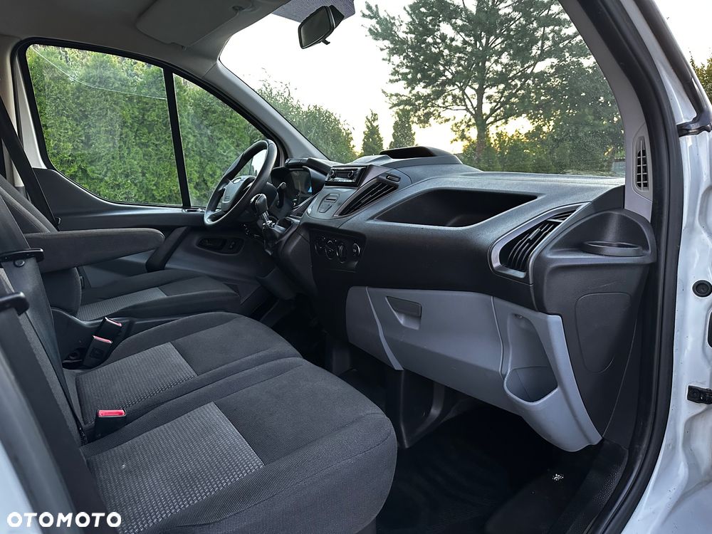 Ford Transit Custom - 10