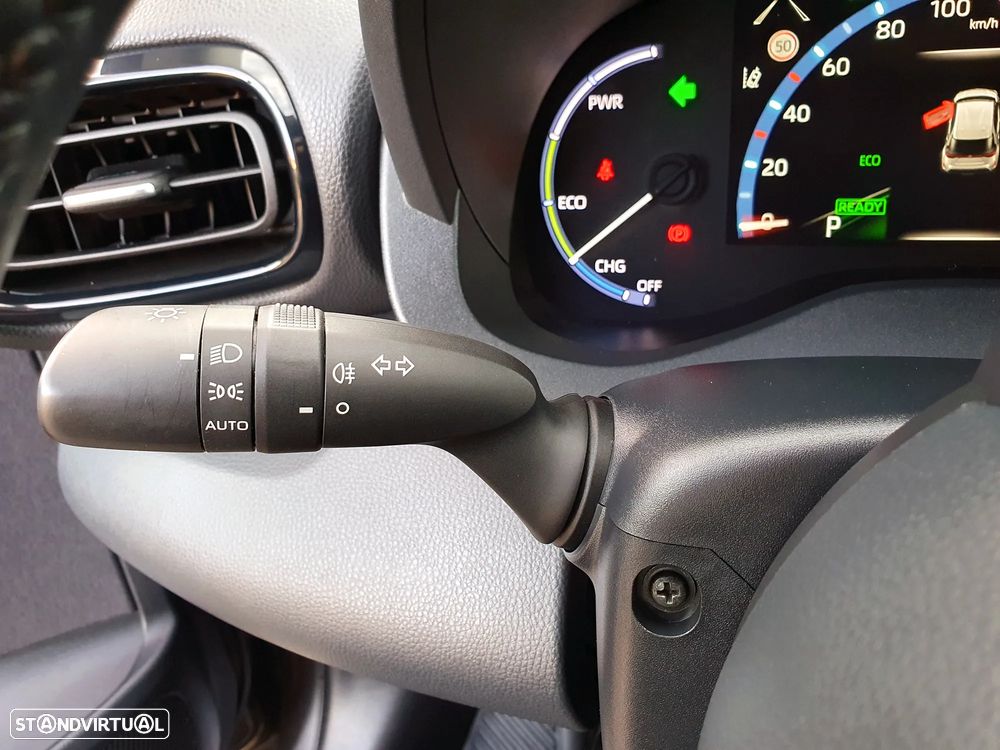 Toyota Yaris Cross 1.5 HDF Comfort Plus - 43