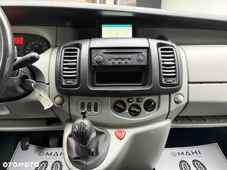 Renault Trafic 2.5 dCi FAP 115 L2H1 Komfort - 21