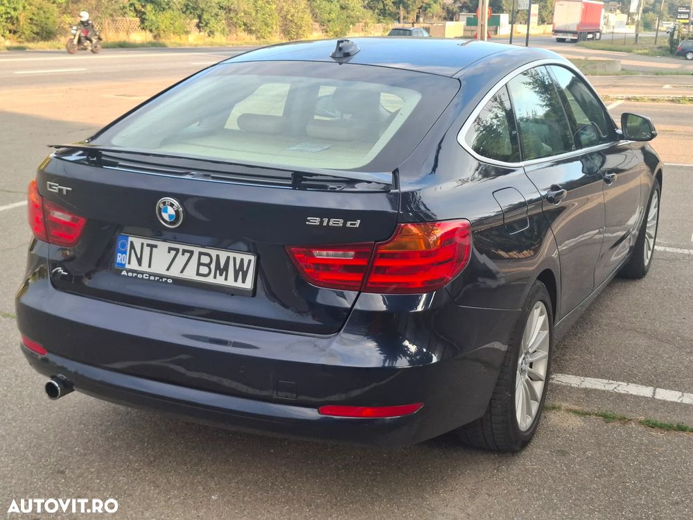 BMW Seria 3 318d - 4