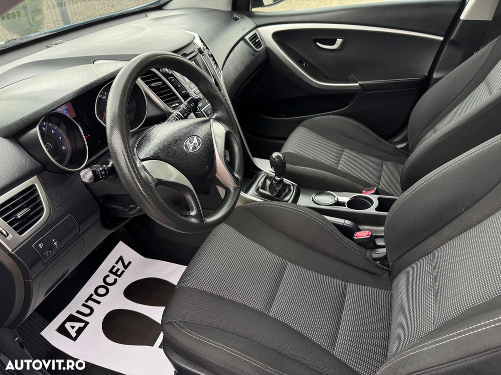 Hyundai i30 1.4 Classic - 10