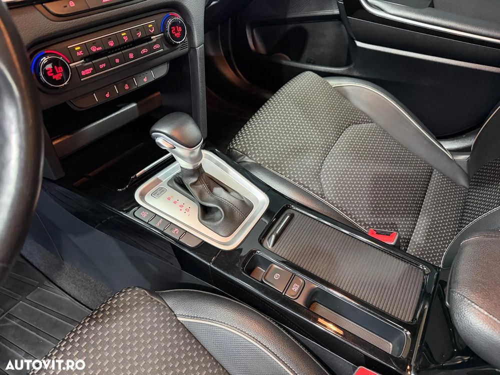 Kia Ceed 1.6 GDI DCT OPF Inspiration - 15