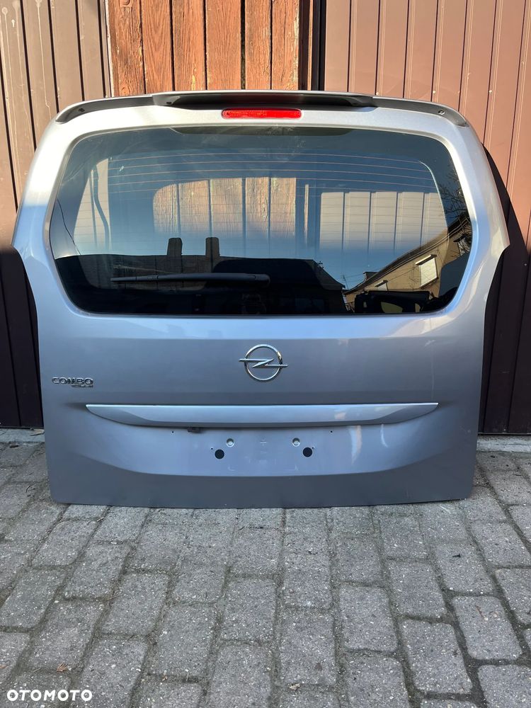 Berlingo IV Combo Rifter Klapa Tylna Tył Kompetna Szyba Kamera KCA - 1