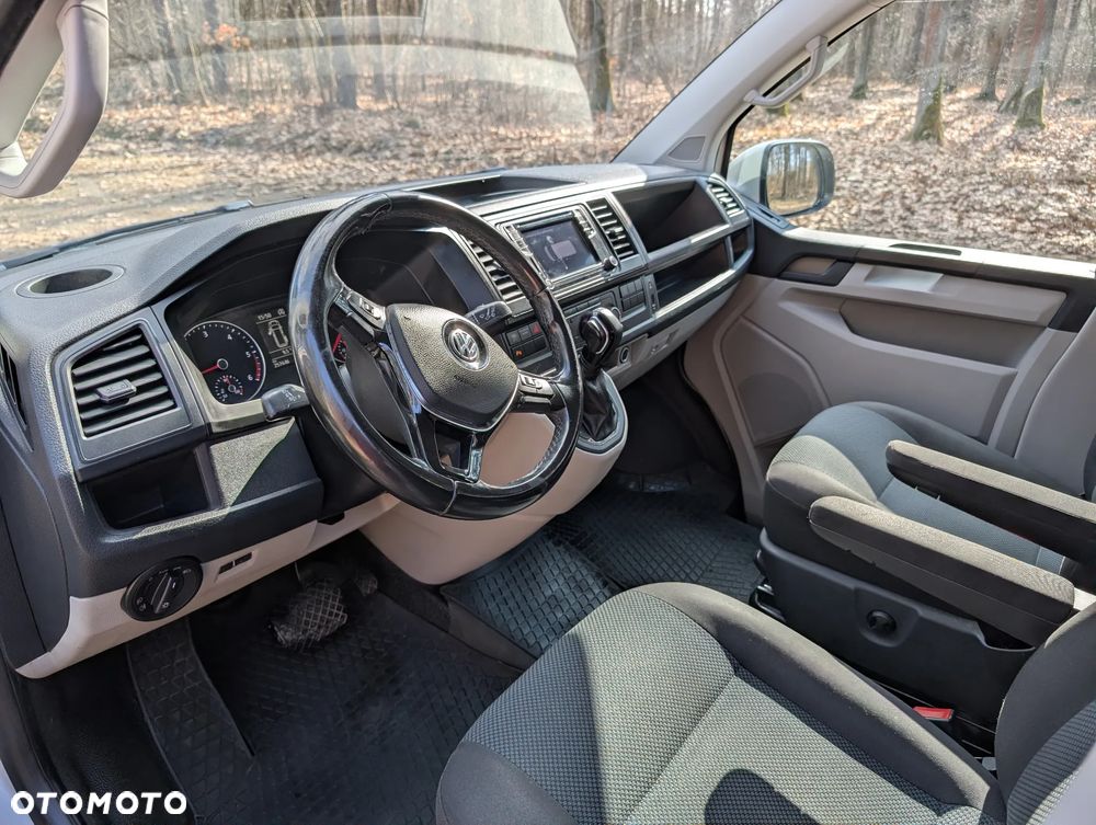 Volkswagen Transporter - 9