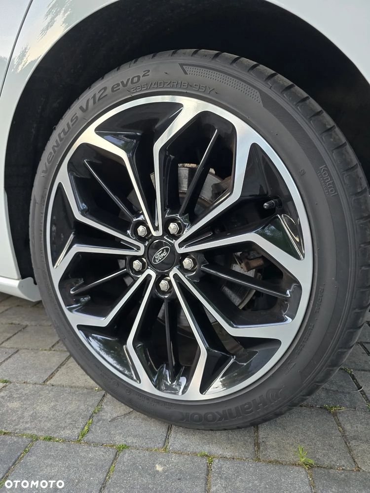 Ford Focus - 24
