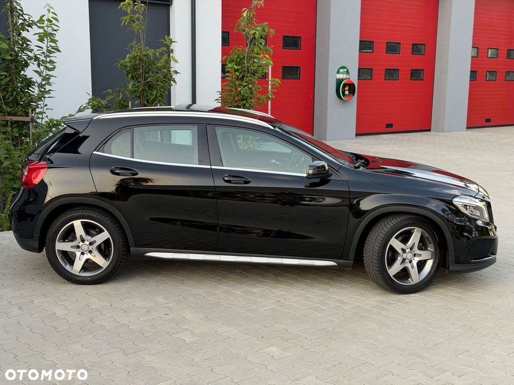 Mercedes-Benz GLA 250 4Matic 7G-DCT AMG Line - 7