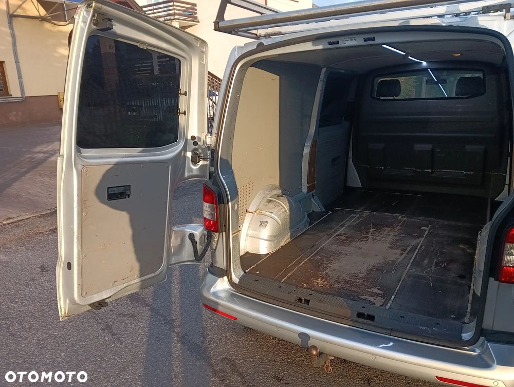 Volkswagen Transporter - 38