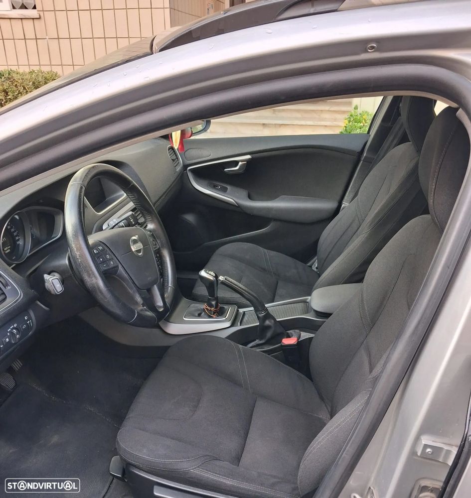 Volvo V40 2.0 D2 Kinetic - 11