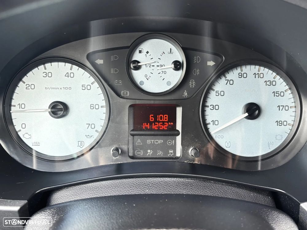 Peugeot Partner 1.6 BlueHDi Confort - 17