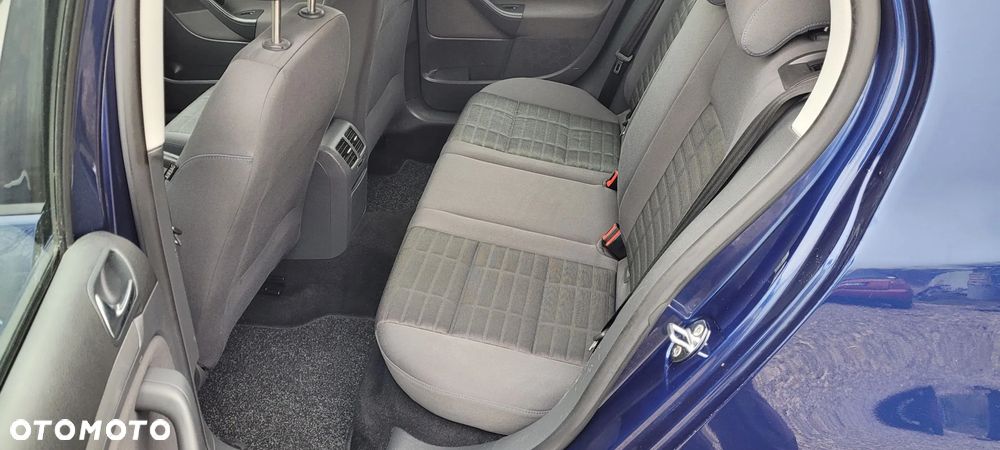 Volkswagen Golf 1.4 Team - 12