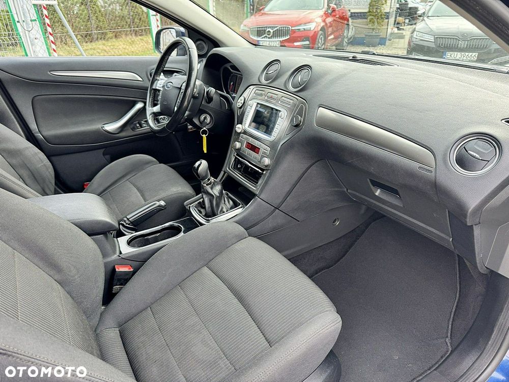 Ford Mondeo - 11