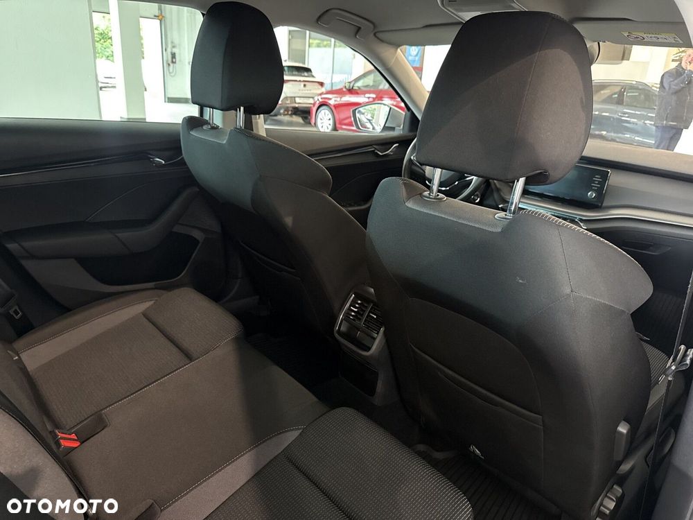 Skoda Octavia 2.0 TDI Ambition DSG - 34