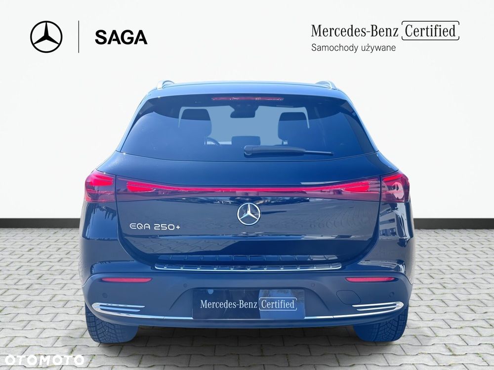 Mercedes-Benz EQA - 6