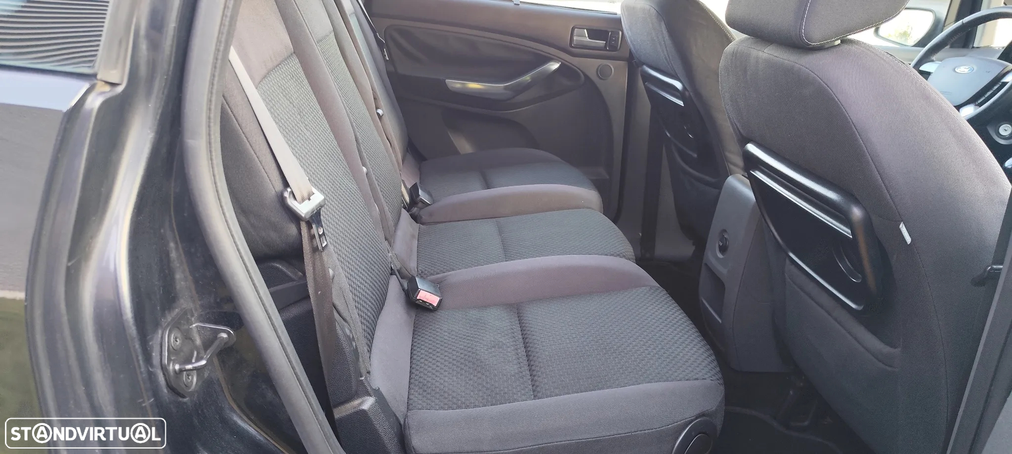 Ford C-Max 1.6 TDCi Titanium - 13