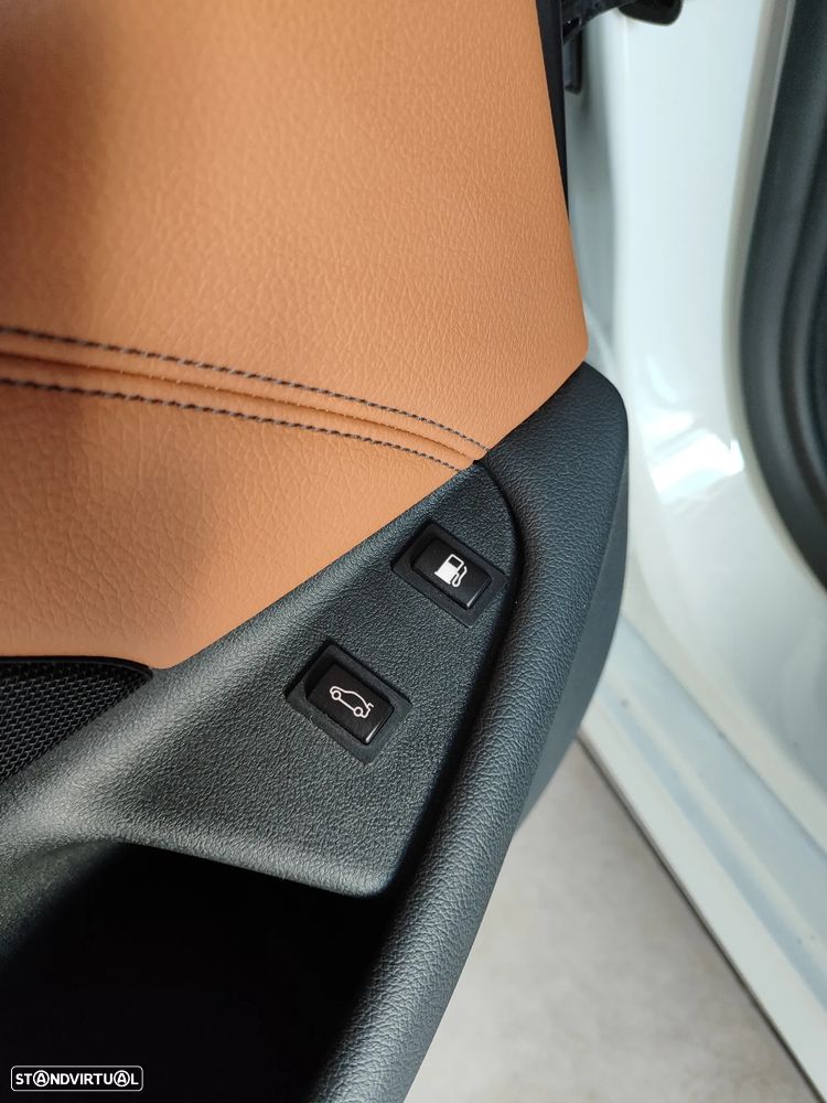 BMW 530 e iPerformance Pack M - 24