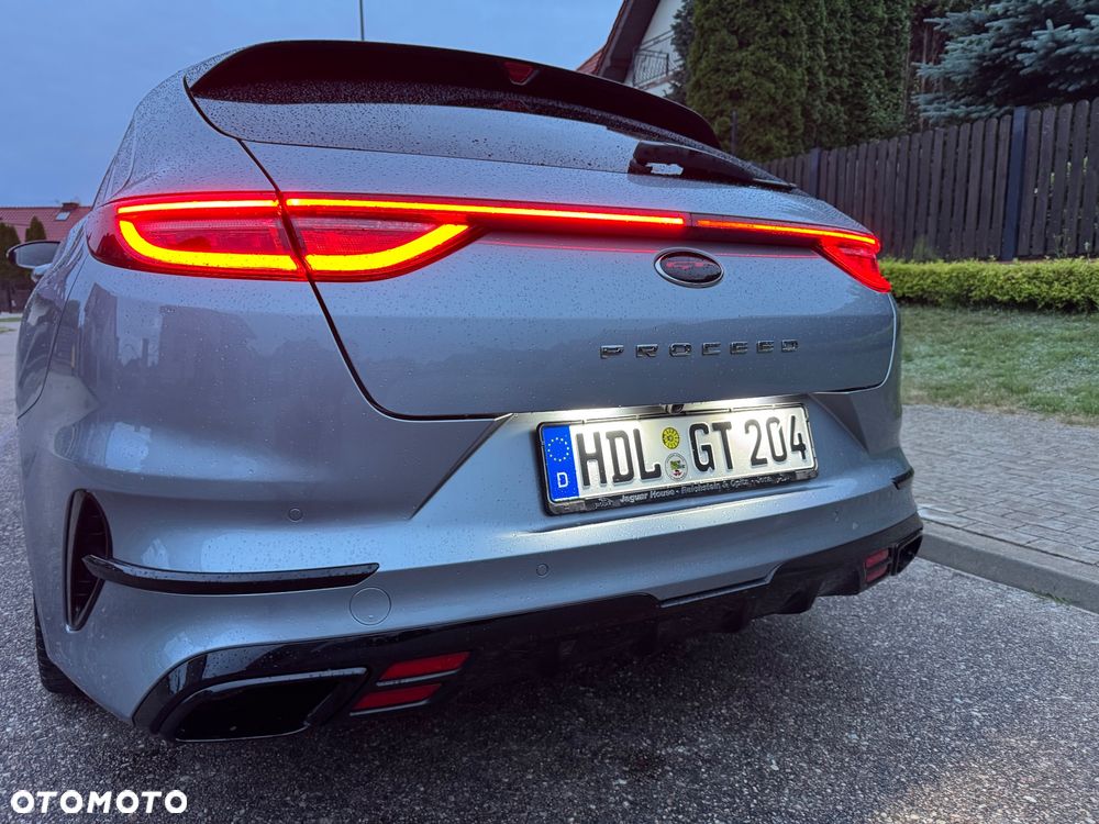 Kia ProCeed 1.6 T-GDI DCT7 OPF GT - 17
