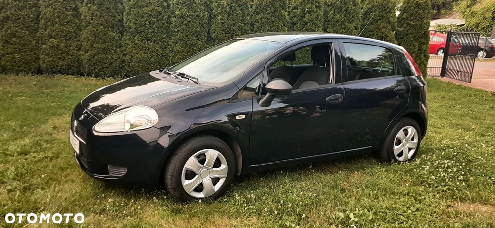 Fiat Grande Punto - 25