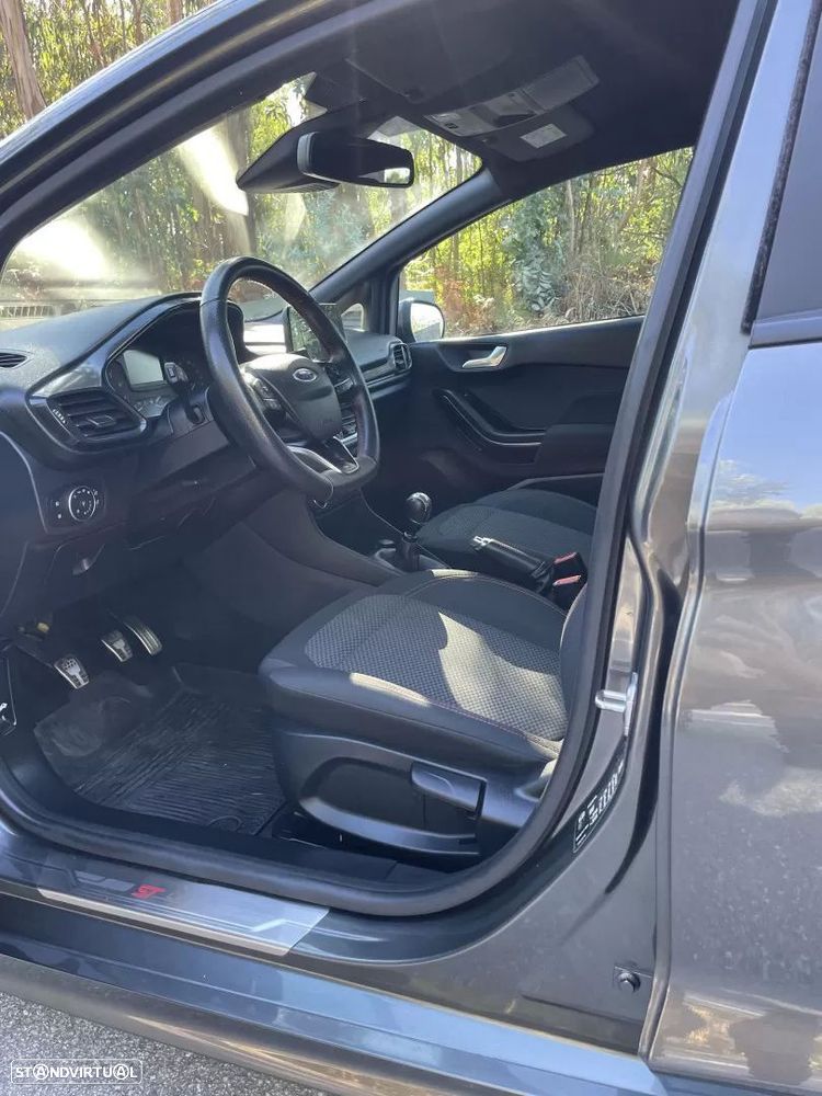 Ford Fiesta 1.0 EcoBoost ST-Line - 12