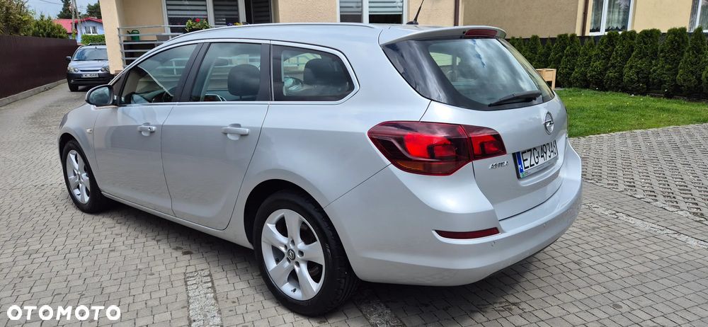 Opel Astra 1.7 CDTI - 8