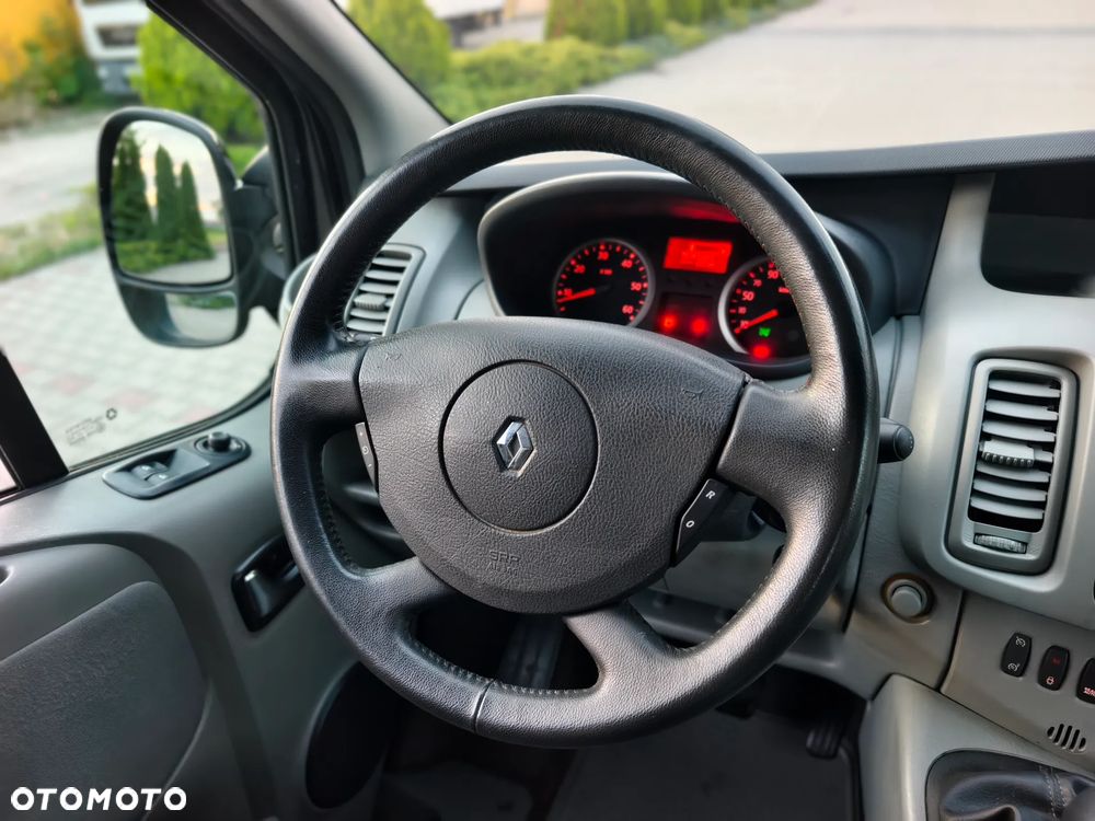 Renault Trafic - 10