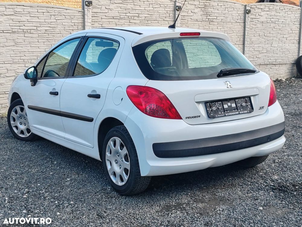 Peugeot 207 - 4