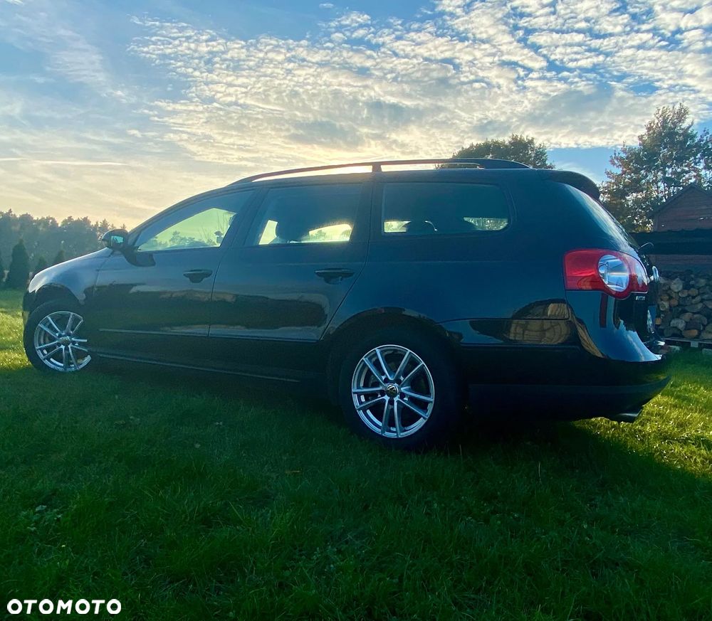 Volkswagen Passat 2.0 TDI DPF Trendline - 1