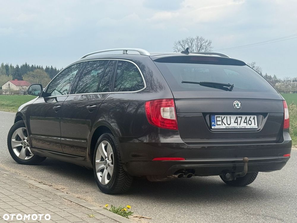 Skoda Superb 1.6 TDI GreenLine - 18