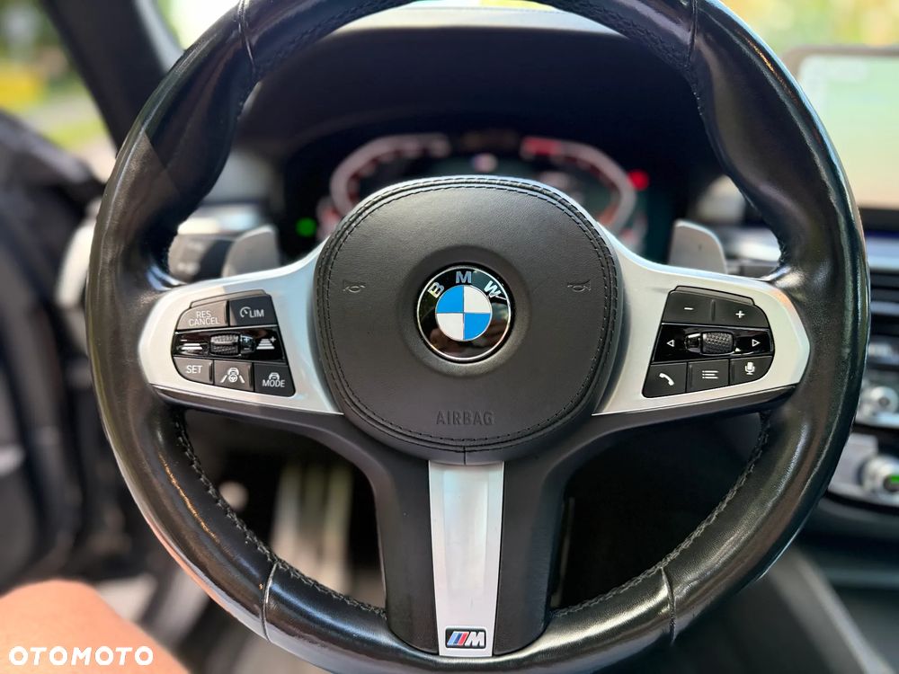 BMW Seria 5 530d mHEV M Sport sport - 13