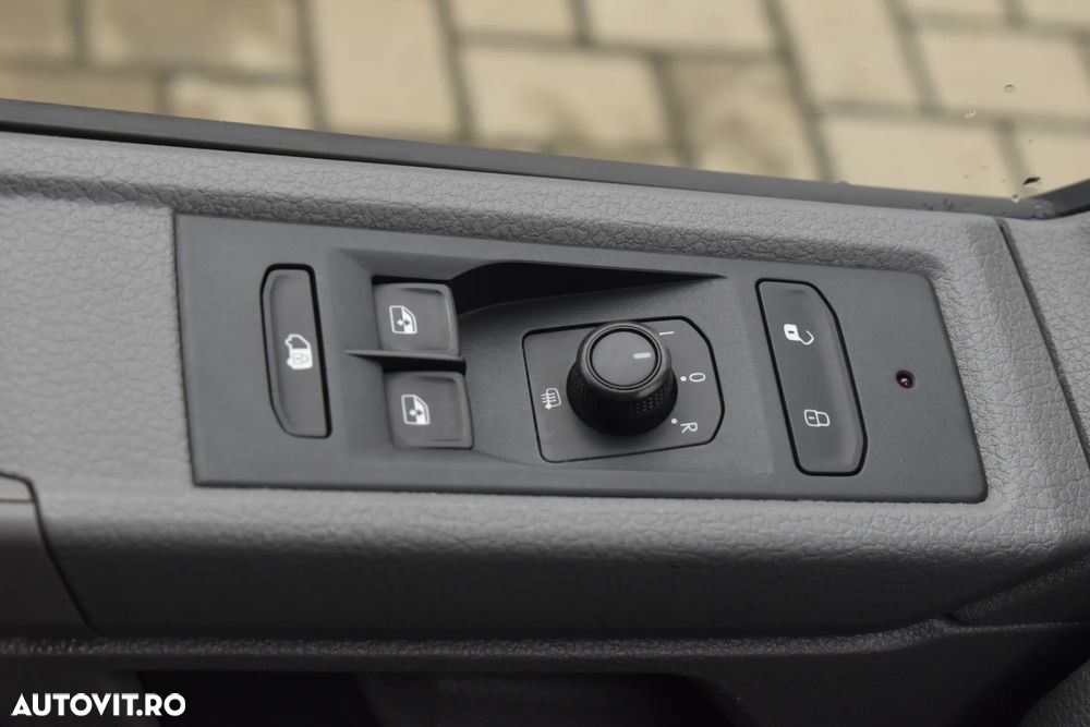 Volkswagen Transporter - 31