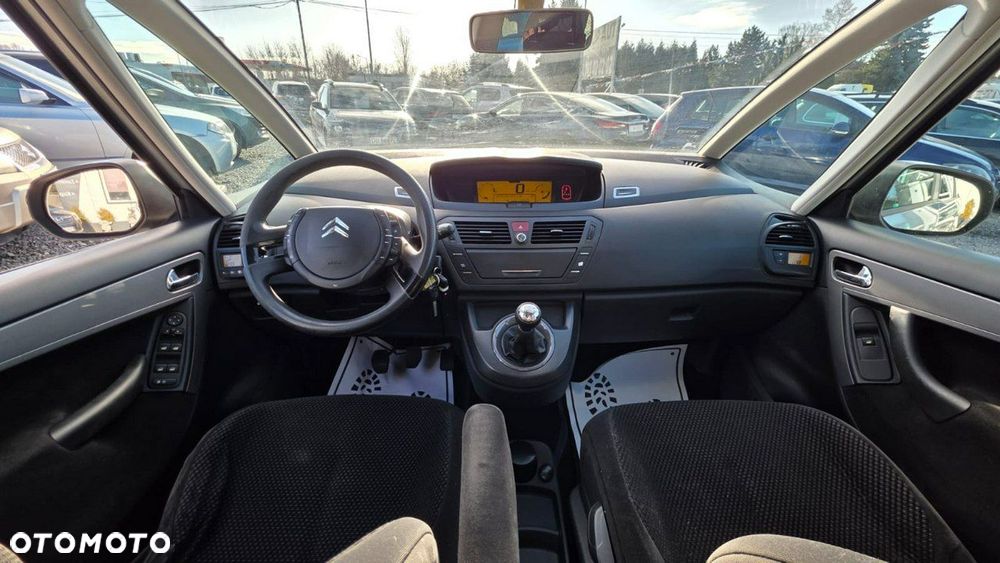Citroën C4 Picasso - 25