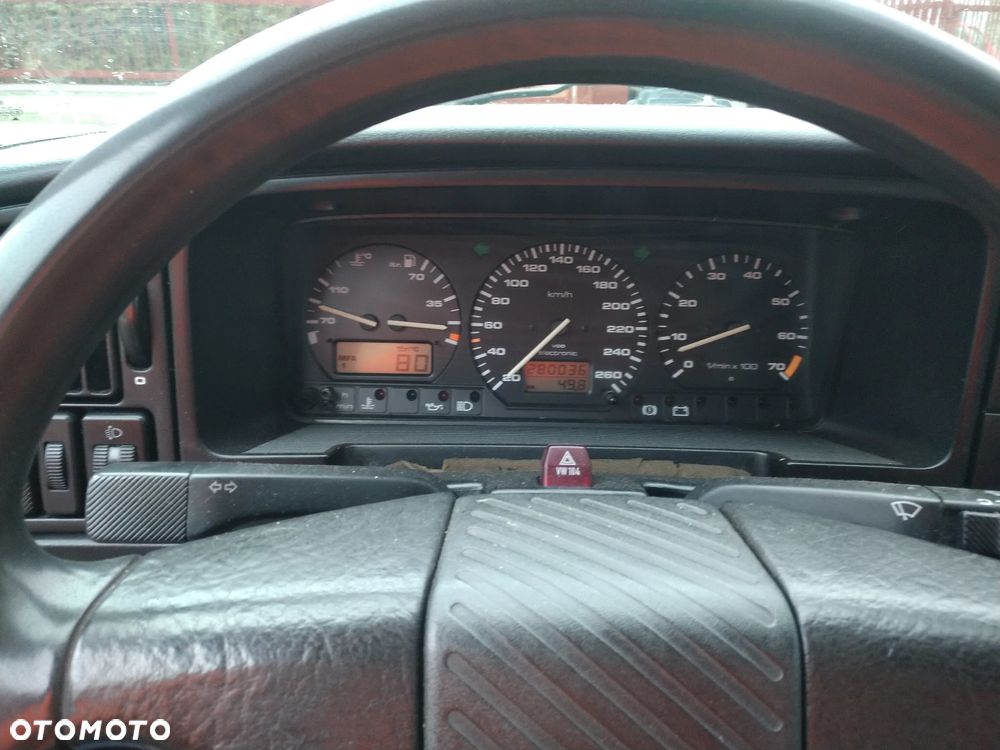 Volkswagen Passat Variant 2.8 VR6 GL - 9