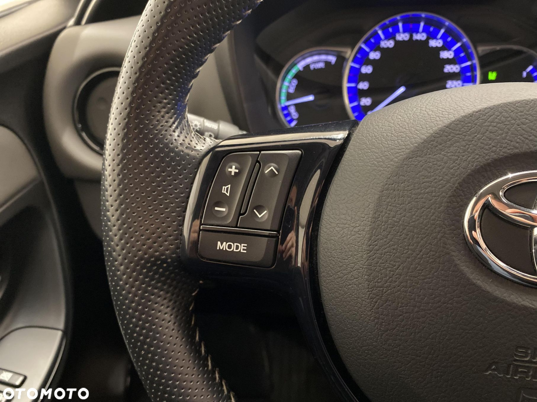 Toyota Yaris - 13