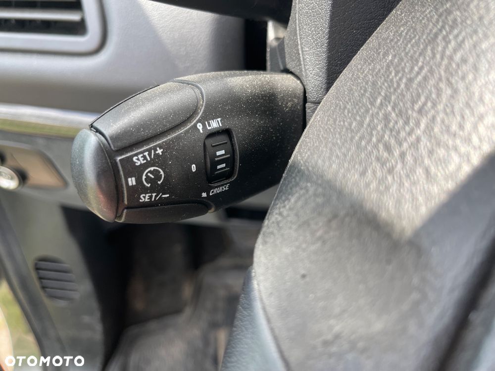 Citroën C8 2.0 HDi Attraction - 11