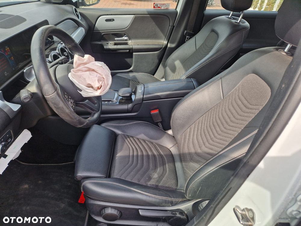 Mercedes-Benz GLB 200 Progressive 7G-DCT - 13