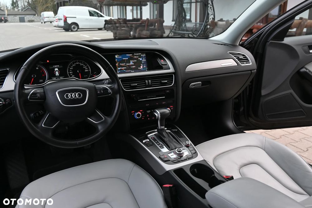 Audi A4 Avant 2.0 TFSI quattro S tronic S line Sportpaket - 31