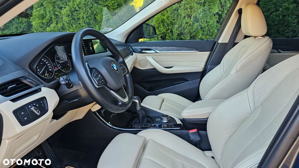 BMW X1 xDrive25d xLine - 12