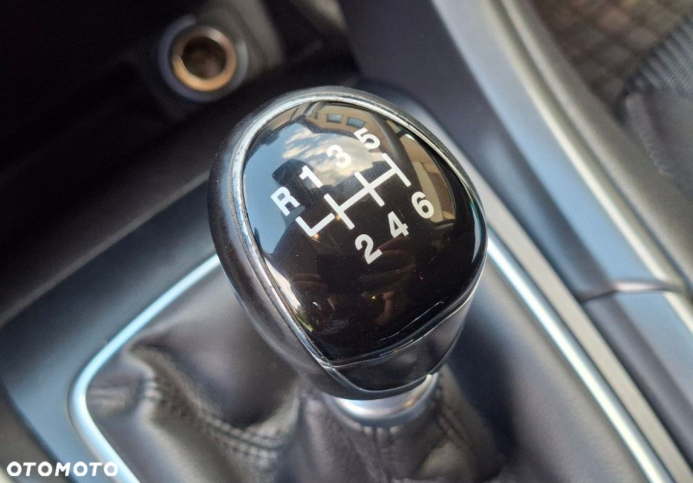 Ford Mondeo - 27
