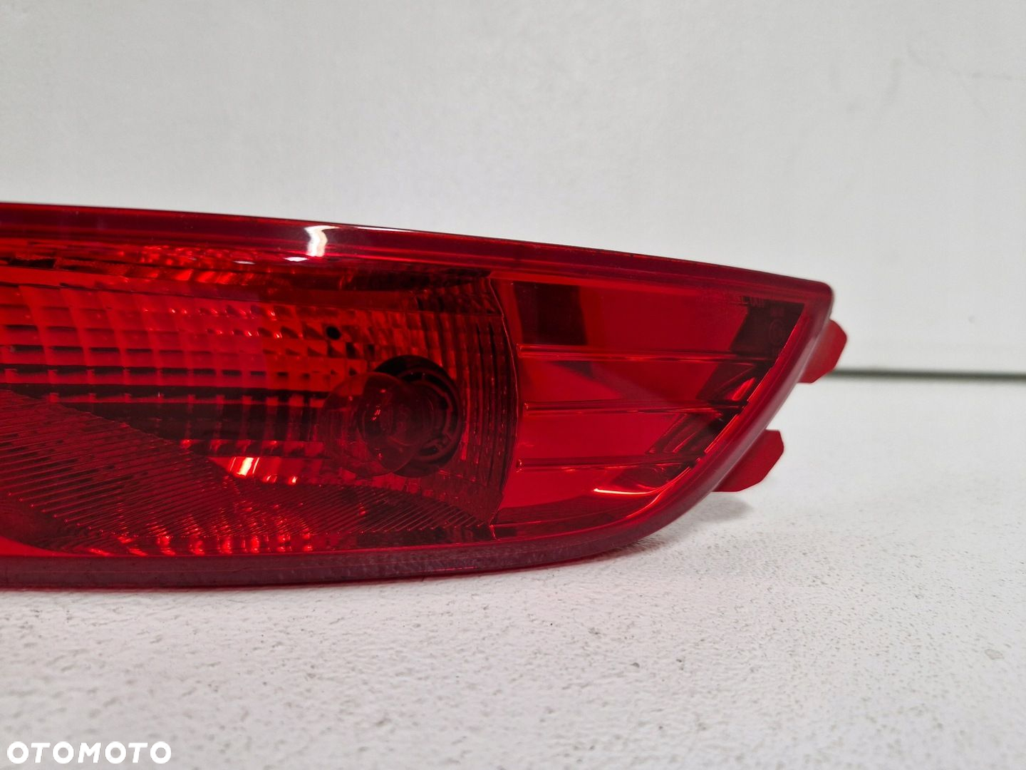 HYUNDAI TUCSON III 3 LAMPA W ZDERZAK PRAWY TYŁ PRZECIWMGIELNA 92406-D3100 - 4