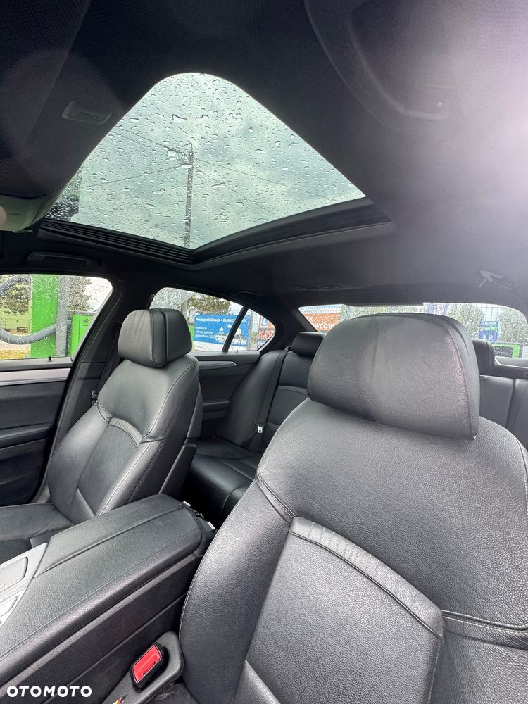 BMW Seria 5 M550d xDrive - 6