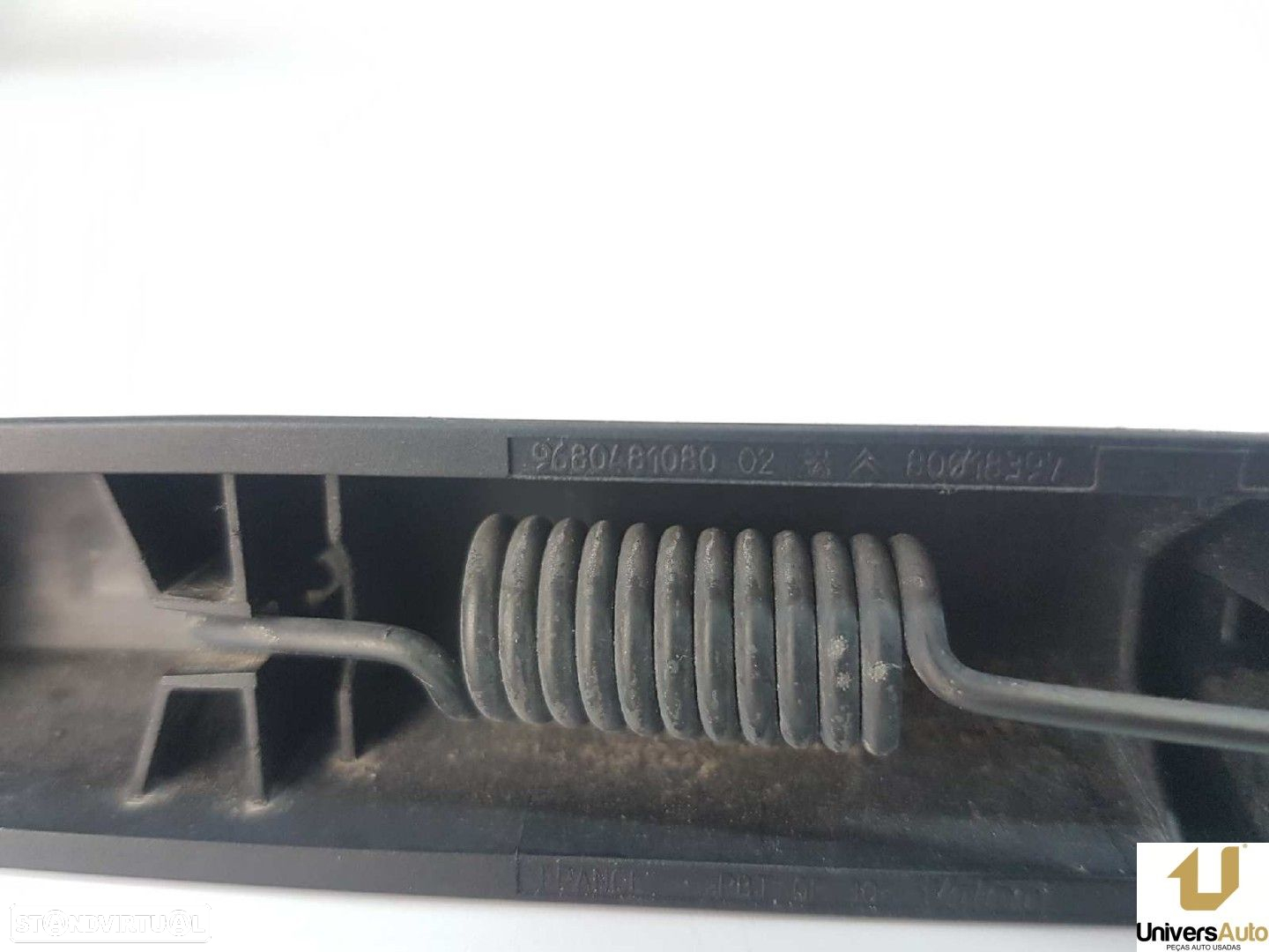 BRAÇO LIMPA-VIDROS TRASEIRO PEUGEOT 3008 SPORT PACK - 2