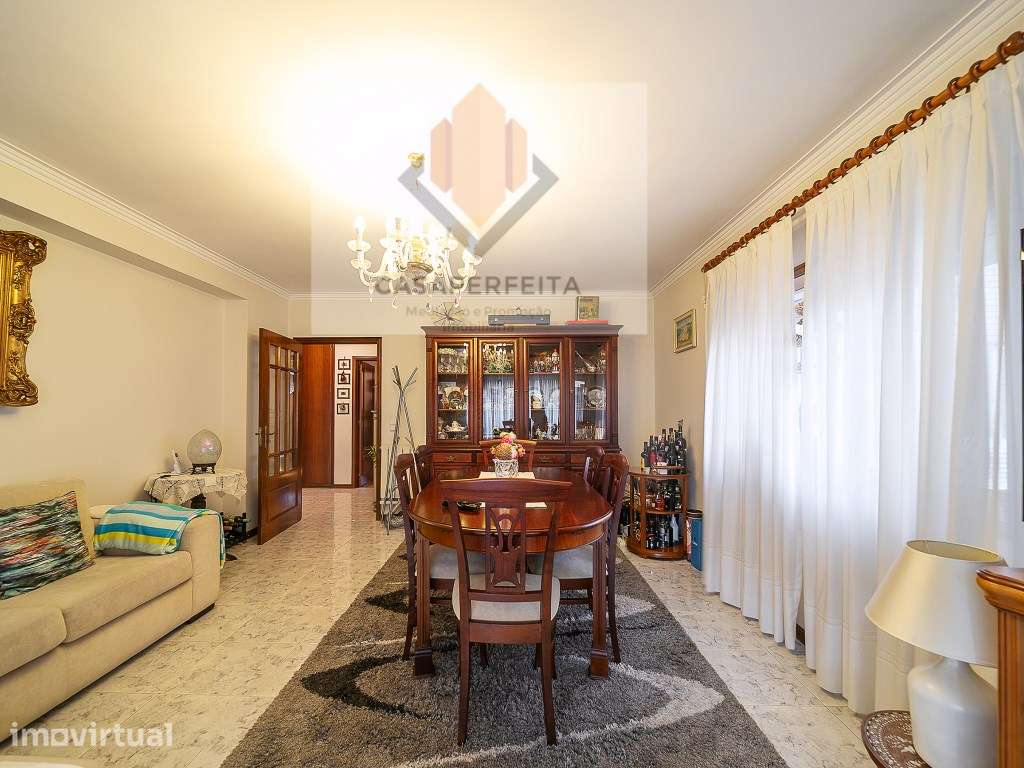 Apartamento T3 de 2 Frentes com Varanda, Box e Arrumo - Centro de Gaia - Grande imagem: 5/34