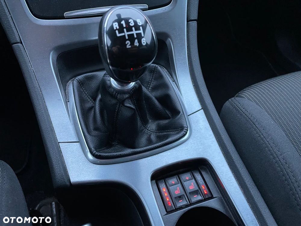 Ford Mondeo SW 2.0 TDCi Business Edition - 25