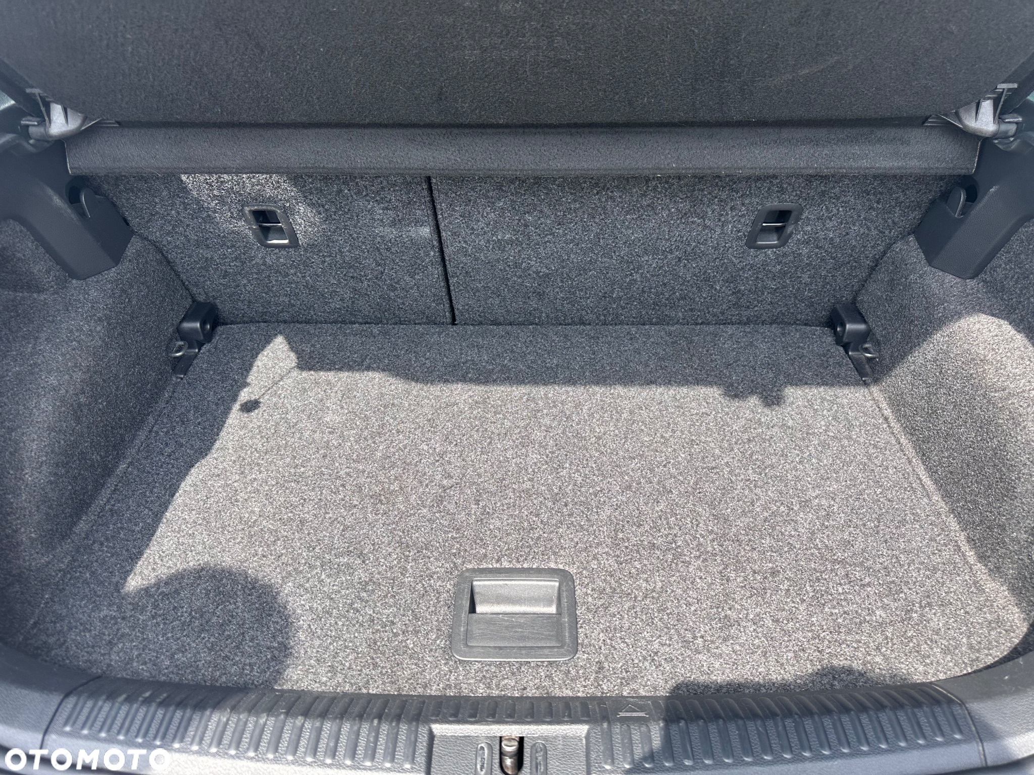 Volkswagen Polo - 13