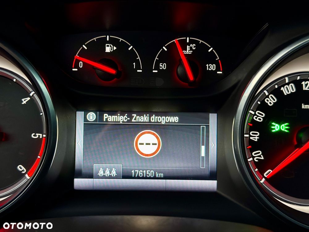 Opel Astra 1.6 CDTI DPF ecoFLEX TourerStart/Stop Exklusiv - 24