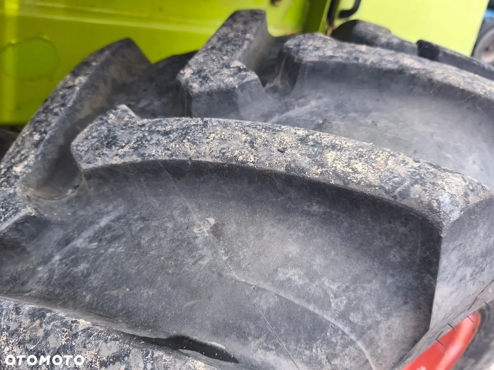 Claas Ranger T907 - 5