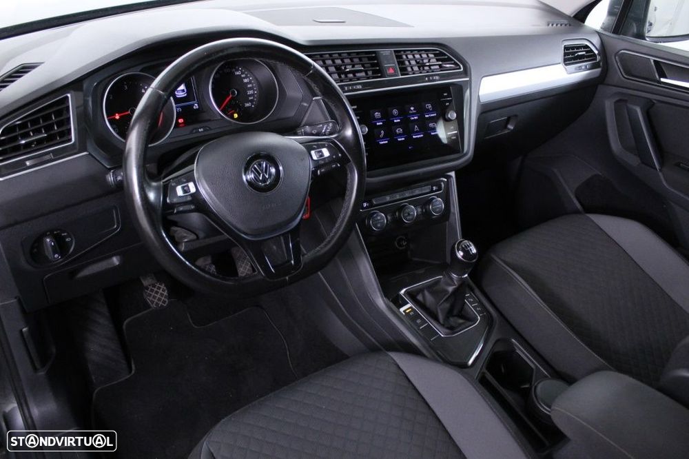 VW Tiguan 1.6 TDI Confortline - 33
